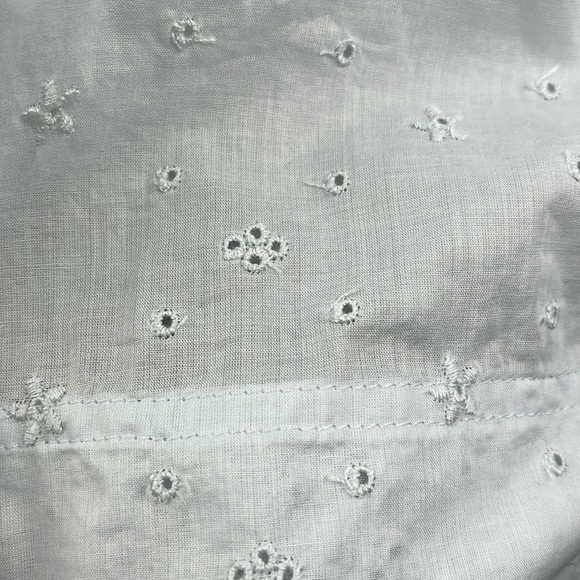 J Crew Eyelet Lace  Bib Long Sleeve Ruffle Top Sz M Prairie Victorian Romantic - Picture 10 of 13